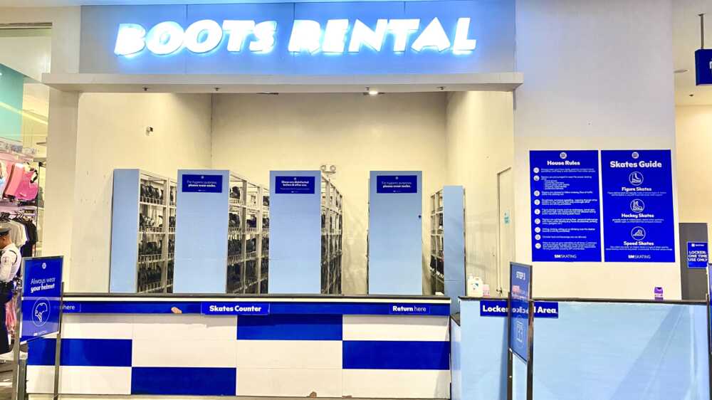 skating-boots-rental-booth-at-sm-skating-sm-seaside