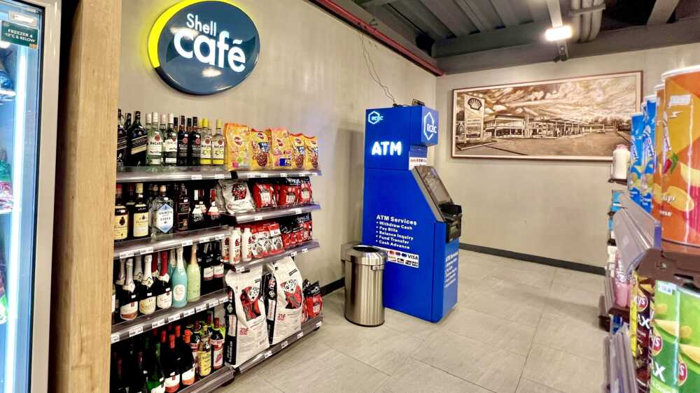 liquor-station-atm-at-shell-mobility-station-banilad-cebu