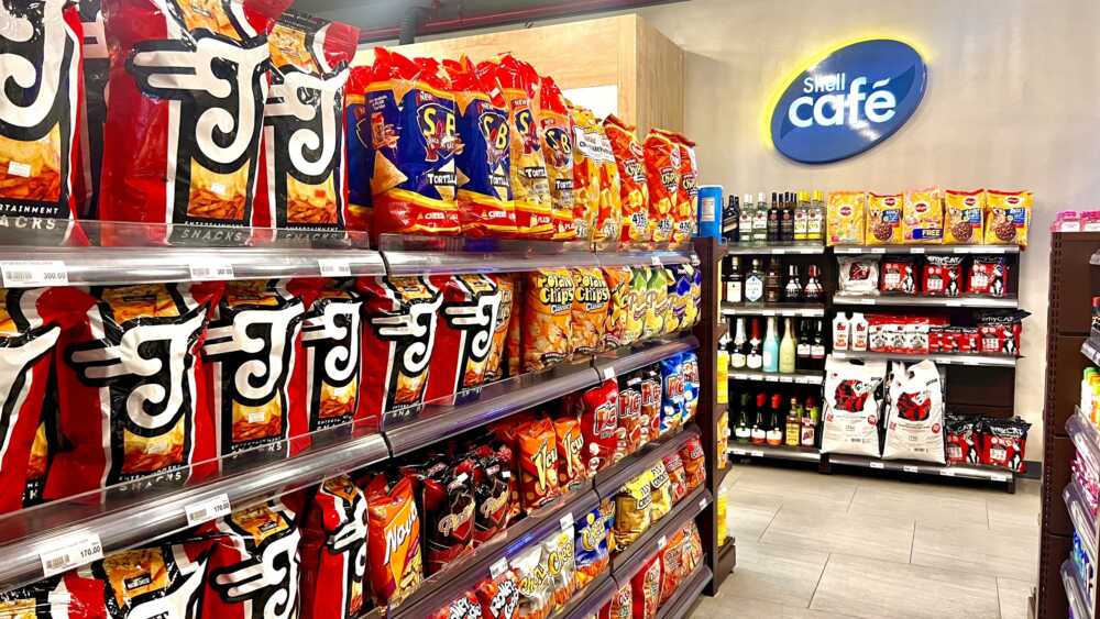 food-snack-section-at-shell-mobility-station-banilad-cebu