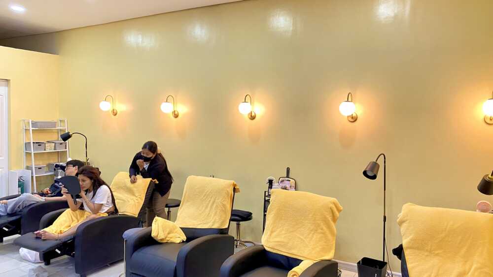 adequate-lightings-for-a-better-ambiance-at-brows-038-shine-dazzled-beauty-lab