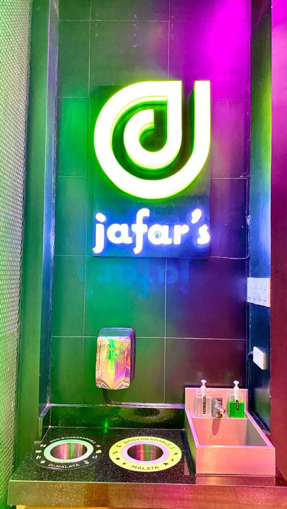 service-station-at-jafar-8217-s-shawarma-station-sm-seaside