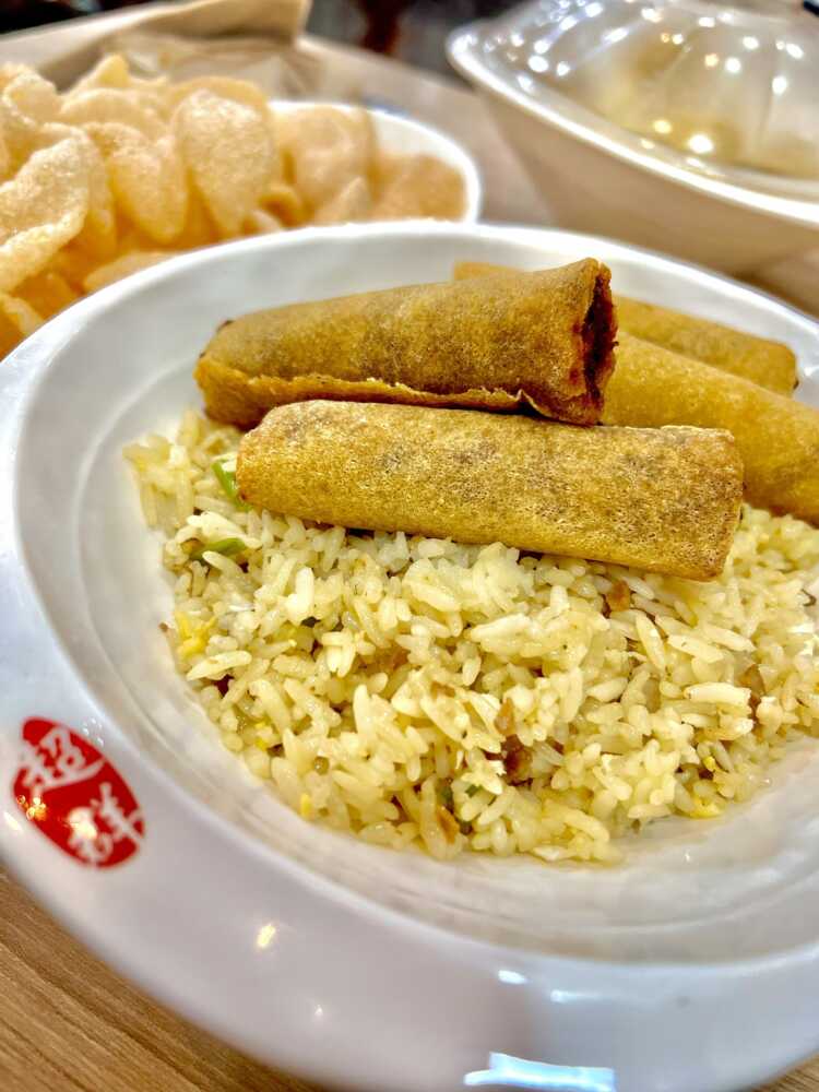 lumpiang-shanghai-chao-fan-at-chowking-sm-city-cebu