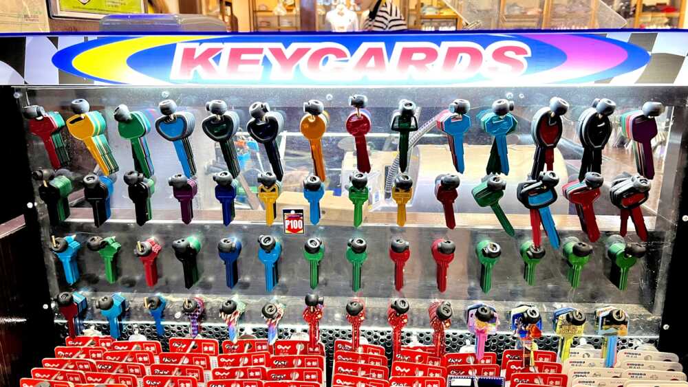 key-colour-option-for-duplicating-at-keycards-sm-city-cebu
