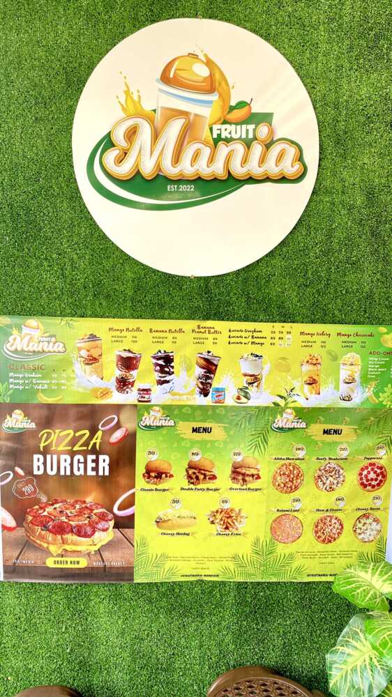 stall-decoration-food-choices-at-fruit-mania-mandaue