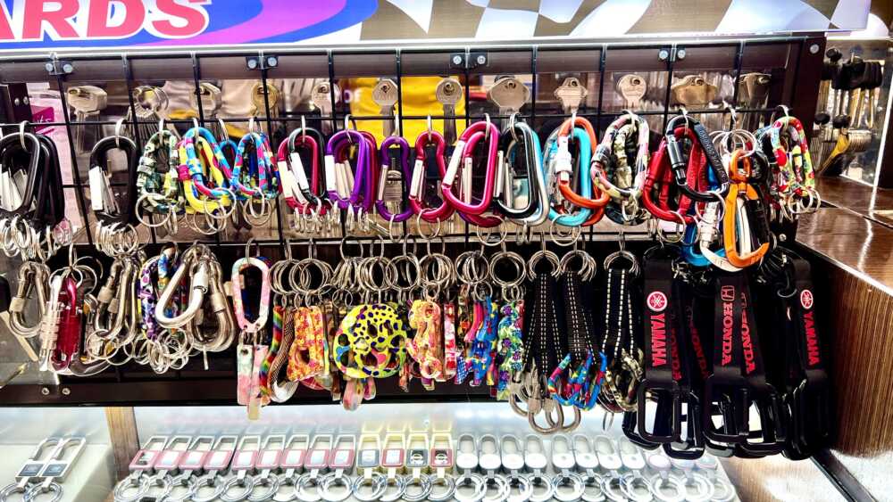 chain-keychain-at-keycards-sm-city-cebu