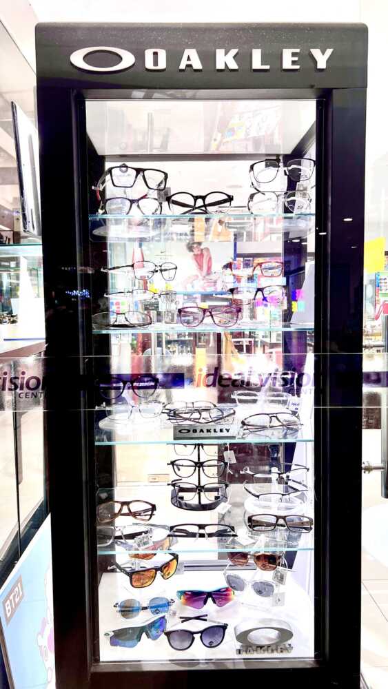oakley-eyewear-frames-at-ideal-vision-center-sm-city-cebu