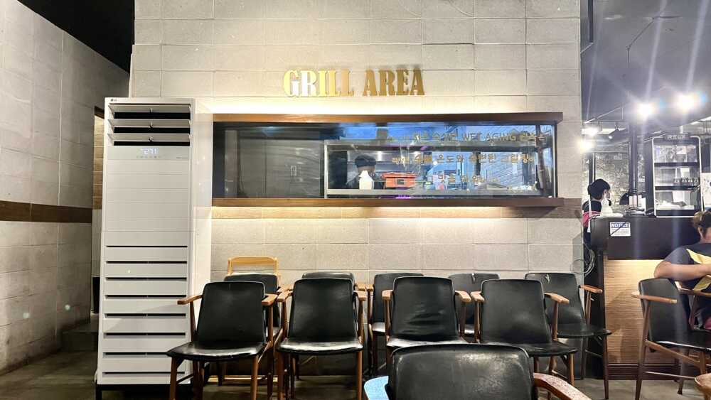 grill-area-viewing-area-at-kaya-korean-bbq-bonifacio-district