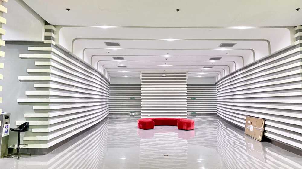 cinema-1-2-lobby-at-sm-cinema-sm-seaside