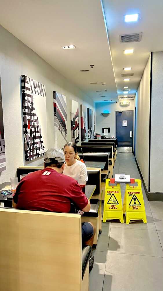 dining-area-left-back-side-at-tokyo-tokyo-sm-city-cebu