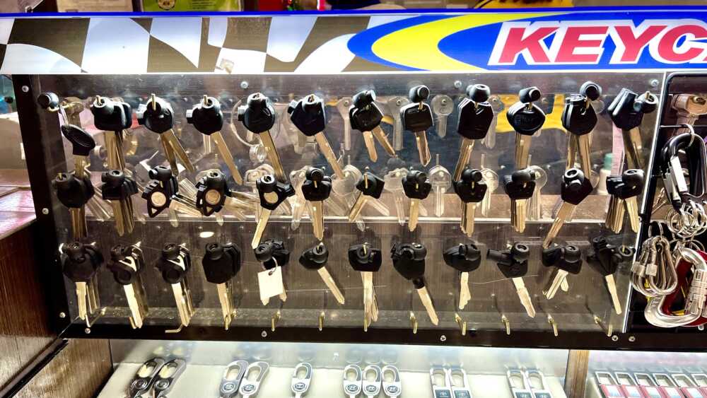 car-keys-for-duplicating-at-keycards-sm-city-cebu